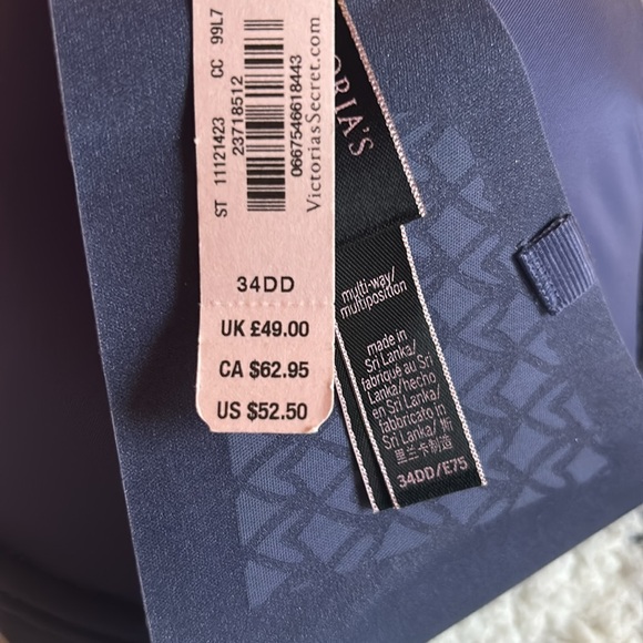 🚫SOLD🚫 34DD Victoria’s Secret Bras - Picture 5 of 7